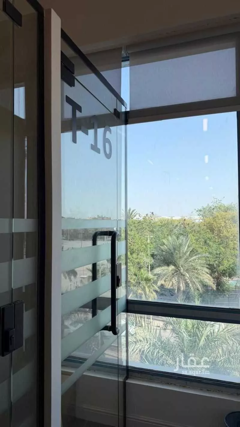مكتب 5000 م² في الدريهمية 8