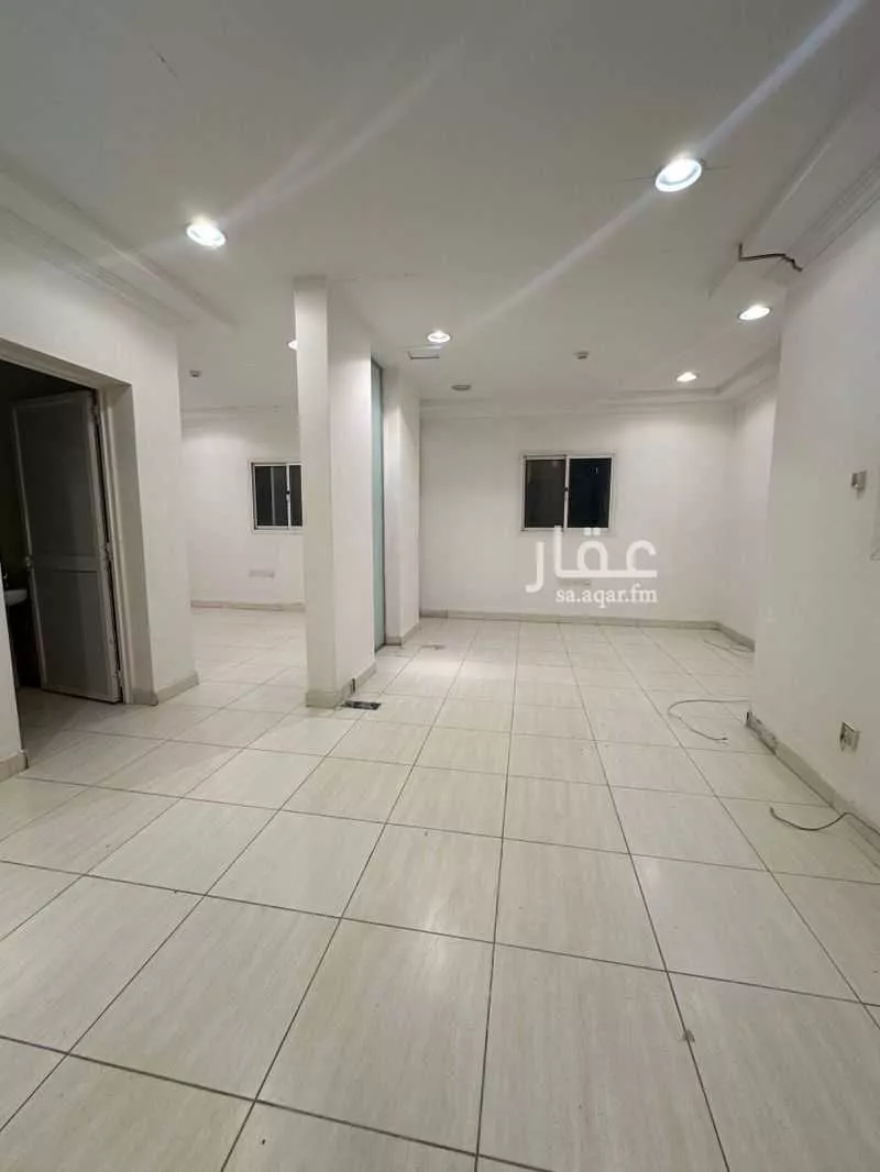 مكتب 72 م² في الحمراء 3