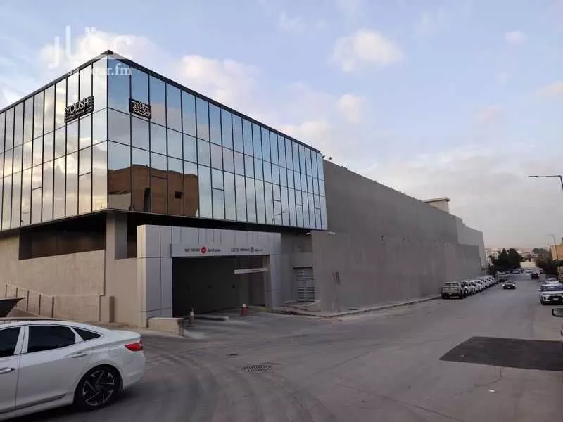 13600 sqm office in Al Rabwa 6