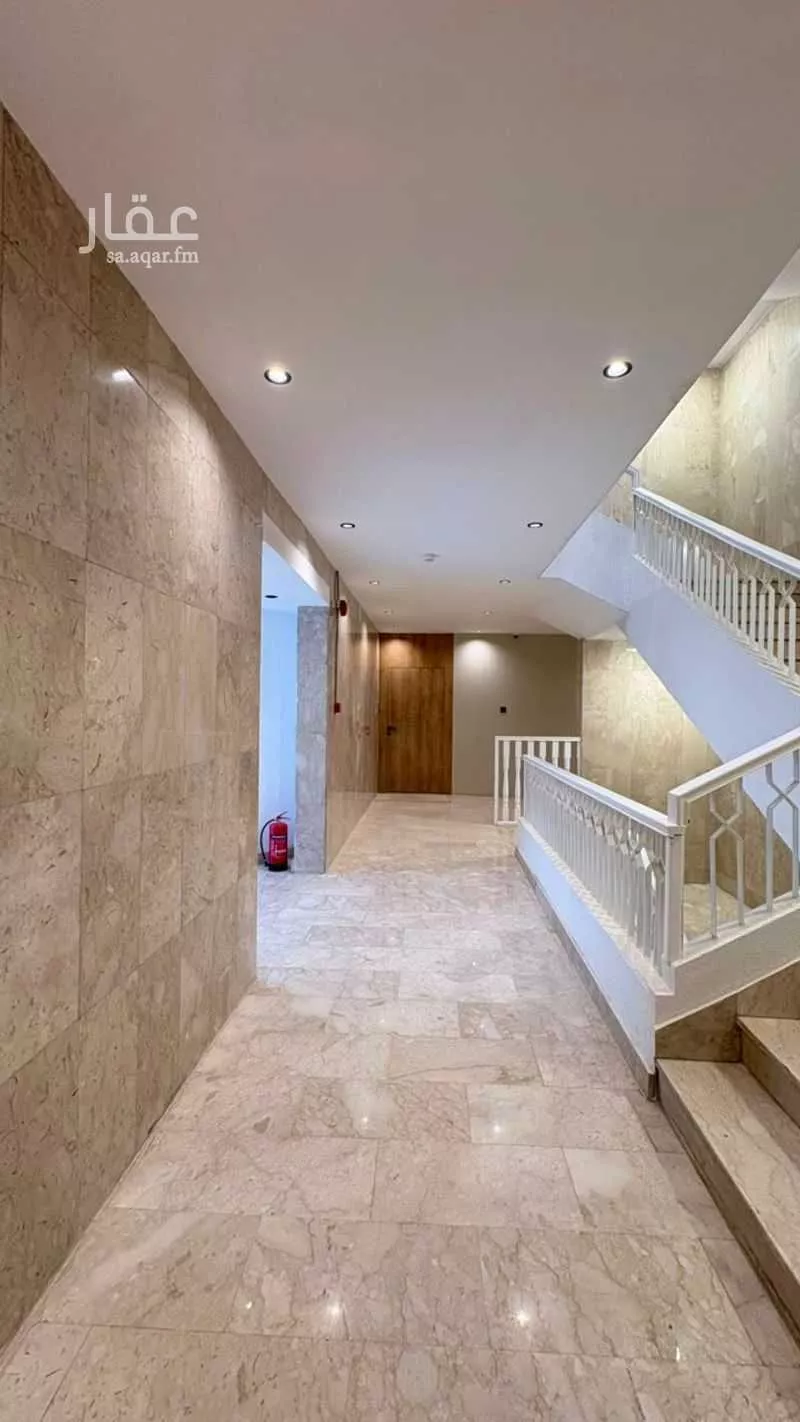 4 bedroom office in Al Mathar Ash Shamali, Riyadh 9