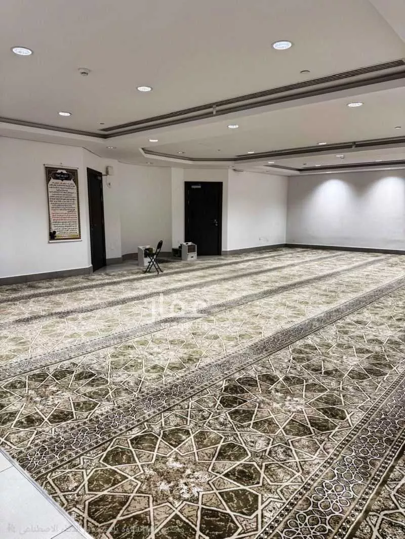 460 sqm office in Al Manar 5