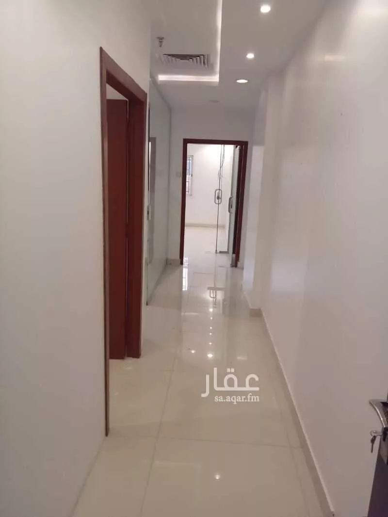 123 sqm office in Al Yarmouk 4