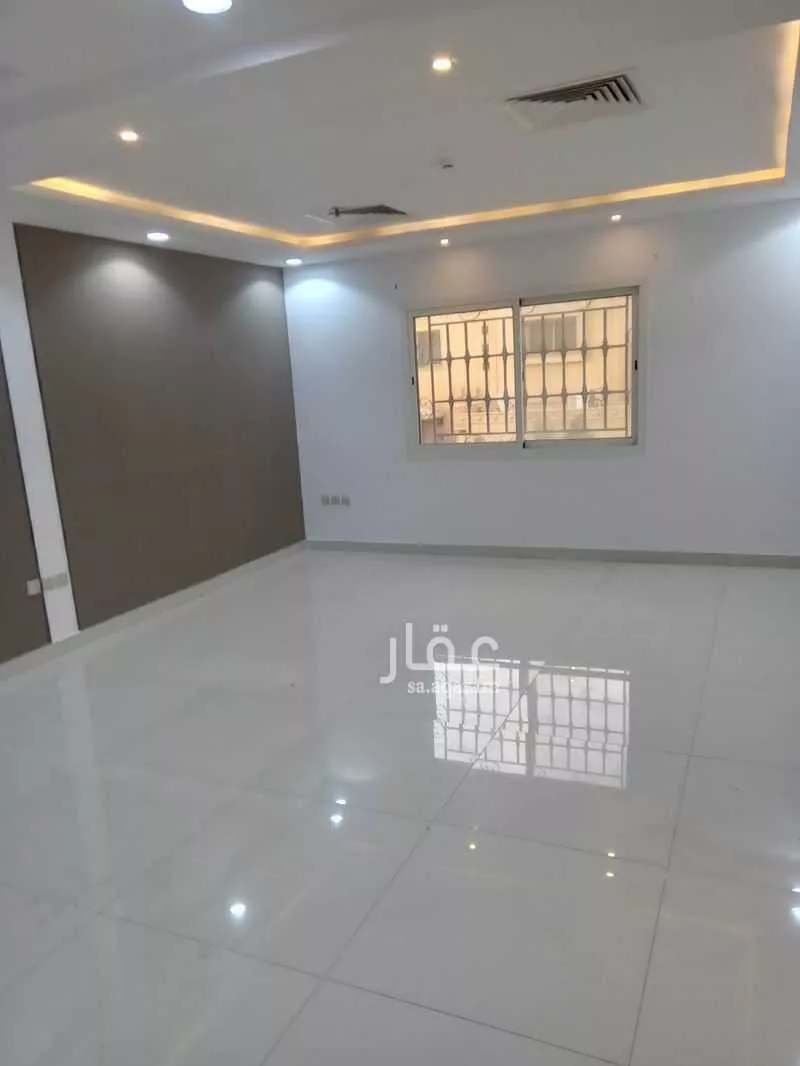 123 sqm office in Al Yarmouk 5