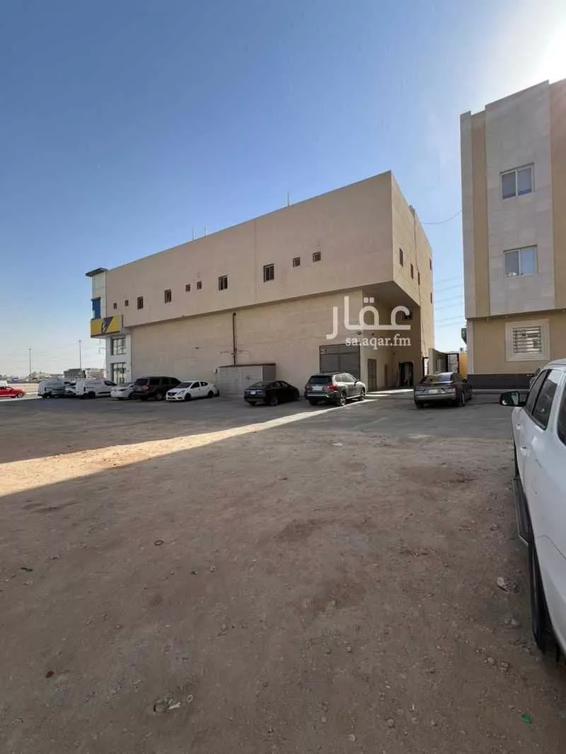 33 bedroom office in Dhahrat Laban, Riyadh 7