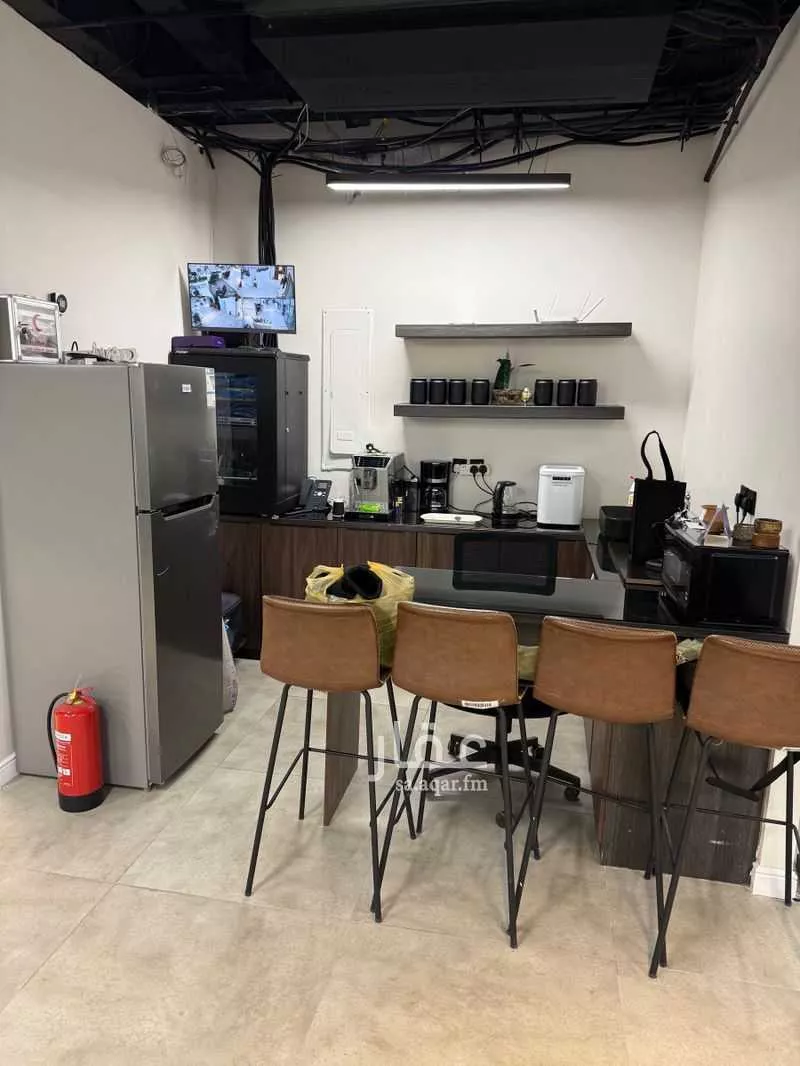240 sqm office in Al Olaya 6