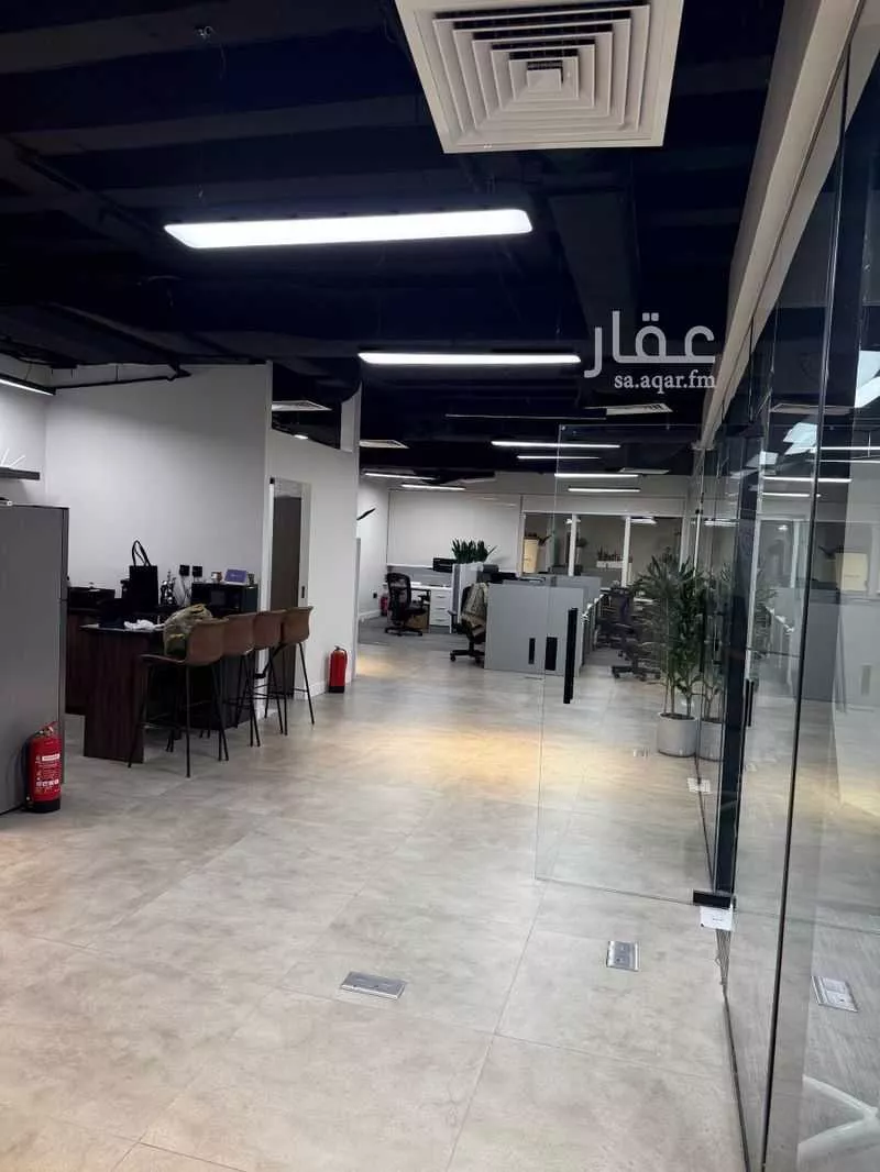 240 sqm office in Al Olaya 7