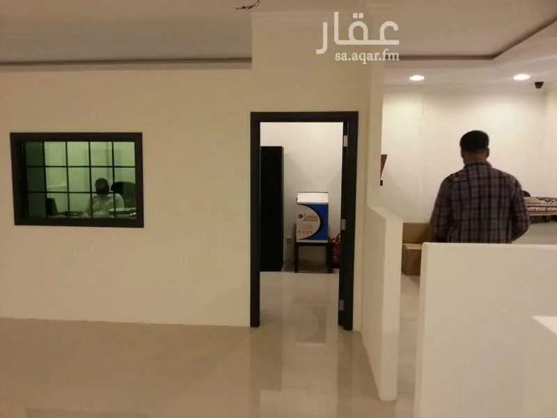 مكتب 183 م² في الصالحية 8