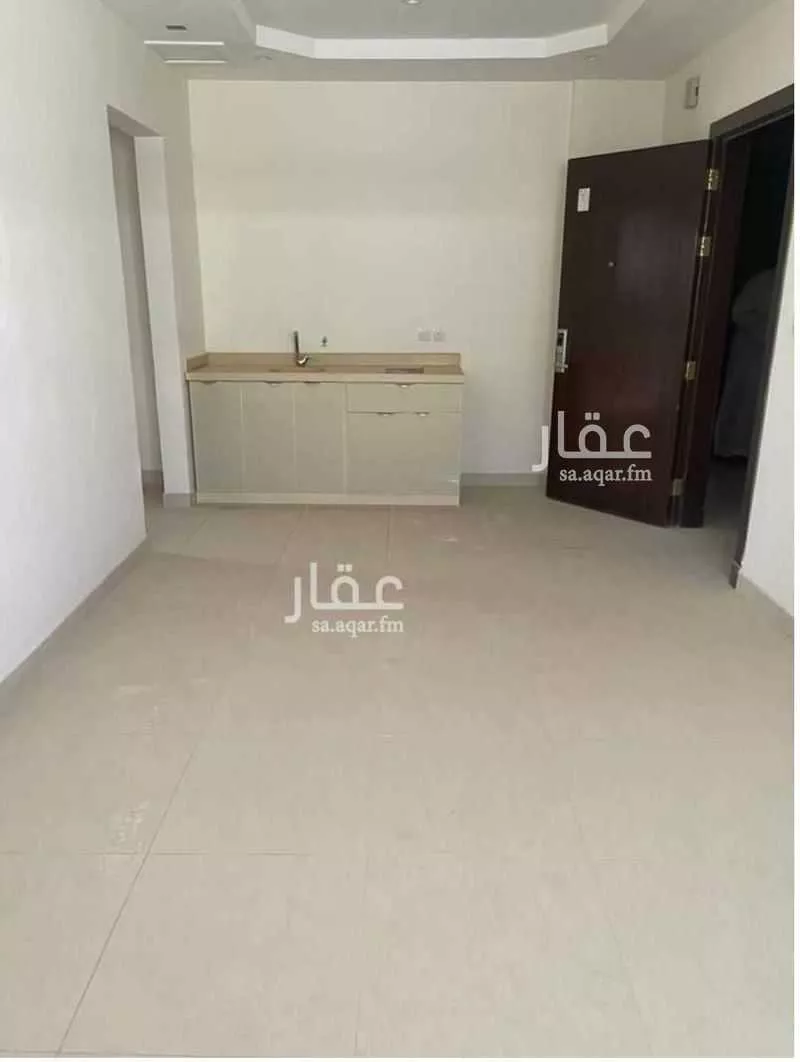 مكتب 840 م² في الياسمين 3