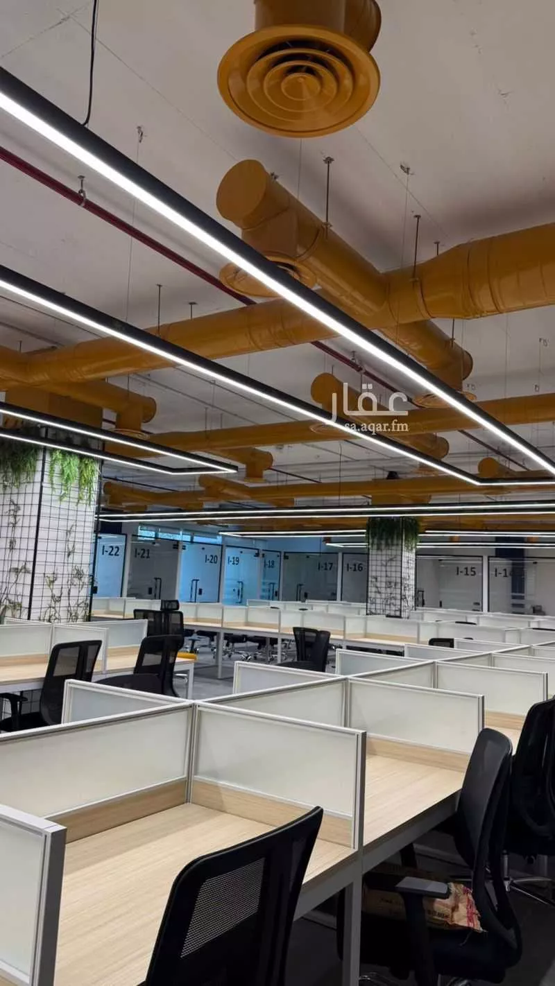 800 sqm office in Al Aridh 21