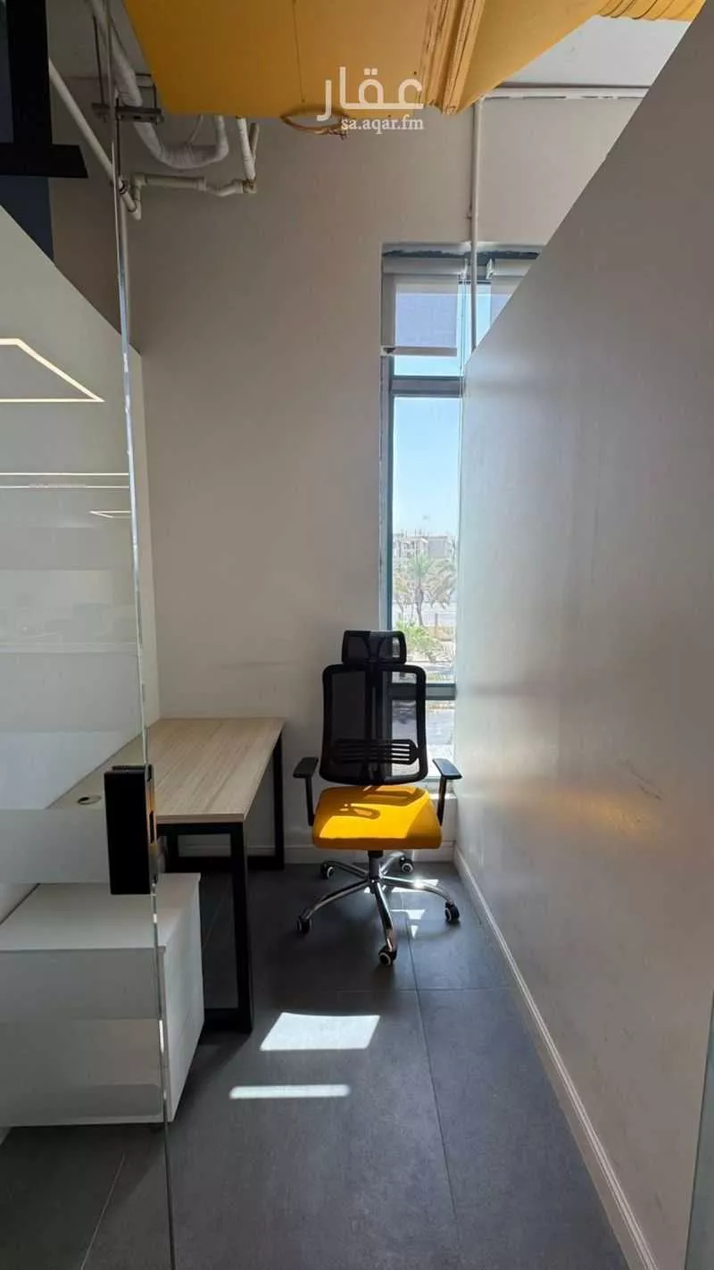 800 sqm office in Al Aridh 24