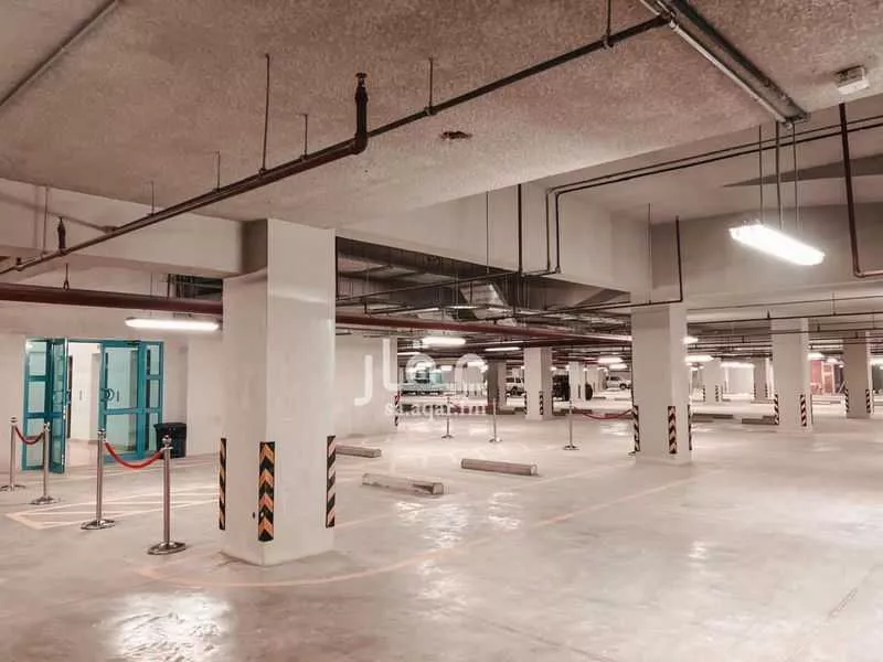 800 sqm office in Al Aridh 25