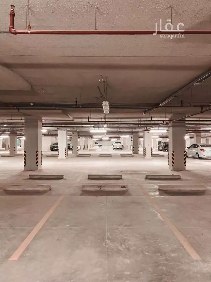 800 sqm office in Al Aridh 26