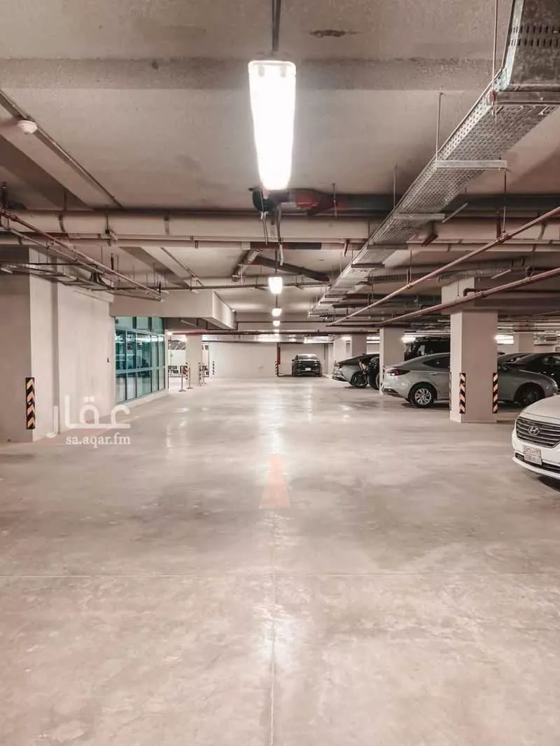 800 sqm office in Al Aridh 28