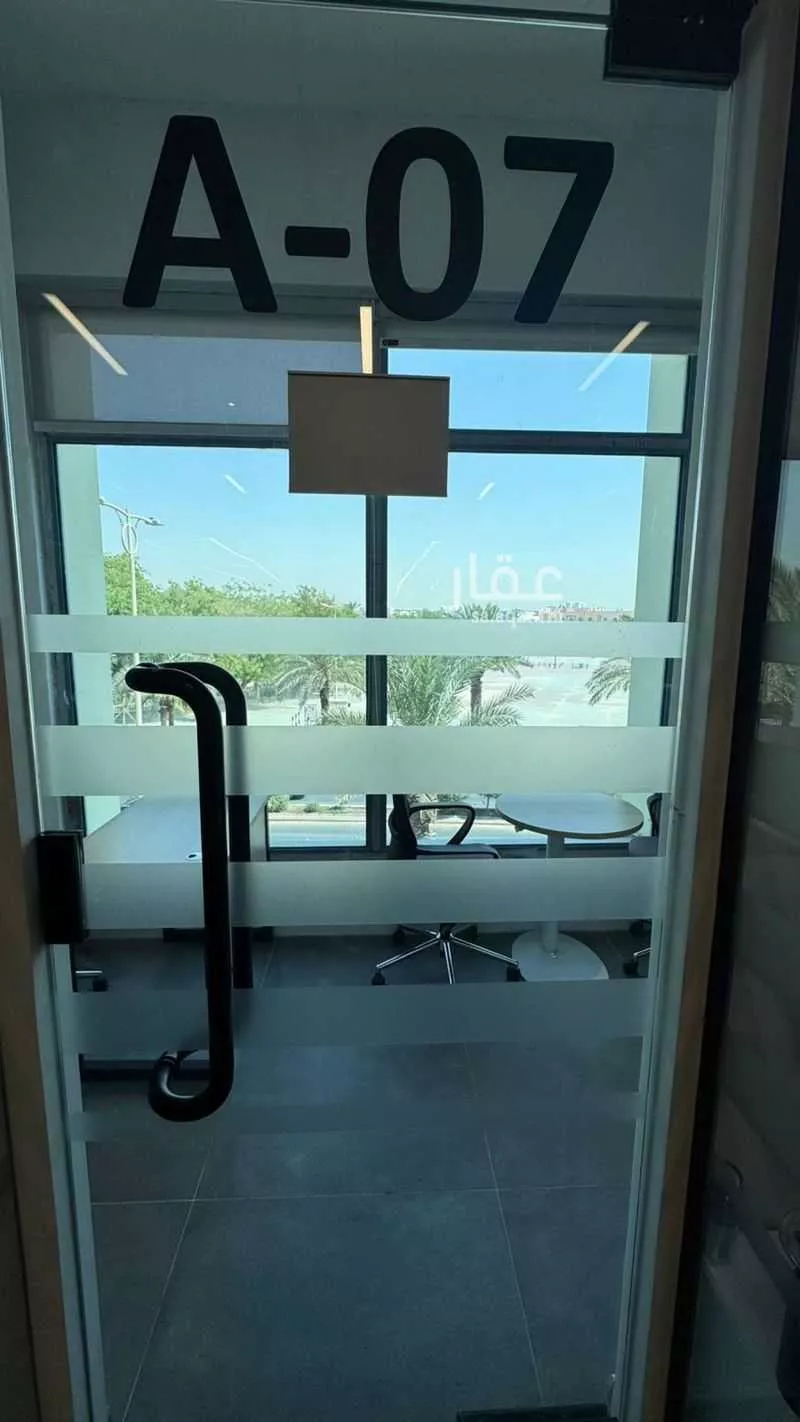 800 sqm office in Al Aridh 8