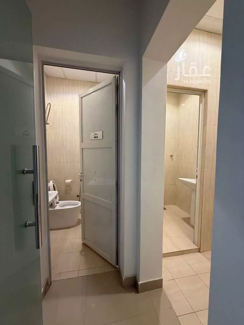 4 bedroom office in Al Wadi, Riyadh 3