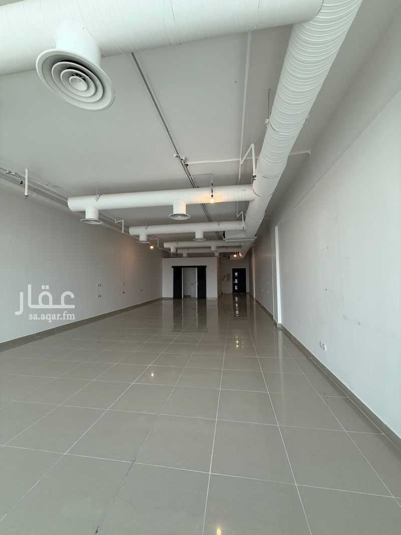 4 bedroom office in Al Wadi, Riyadh 8