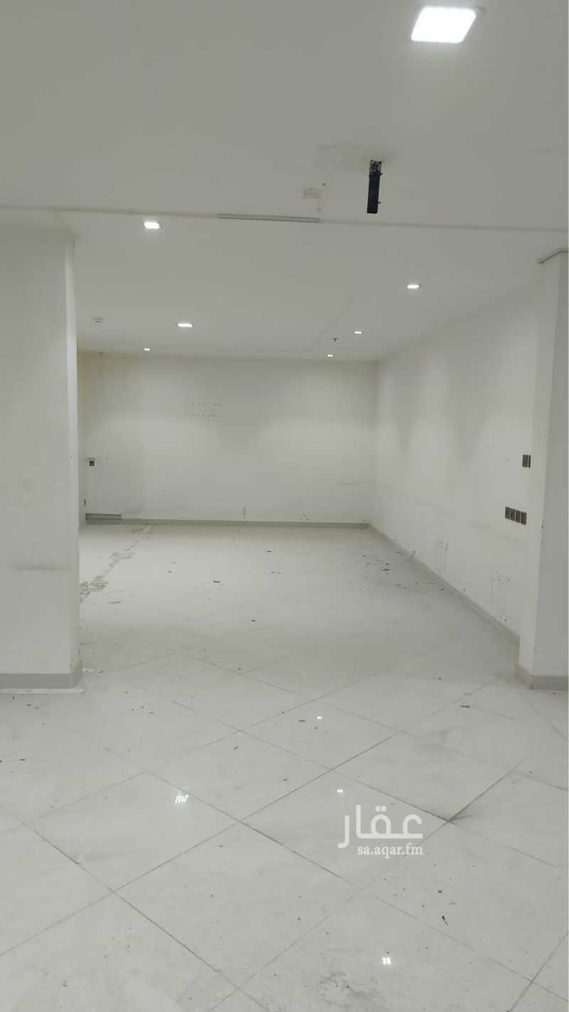 4700 sqm office in Al Manakh 3