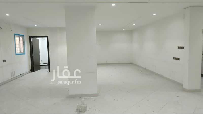 4700 sqm office in Al Manakh 2