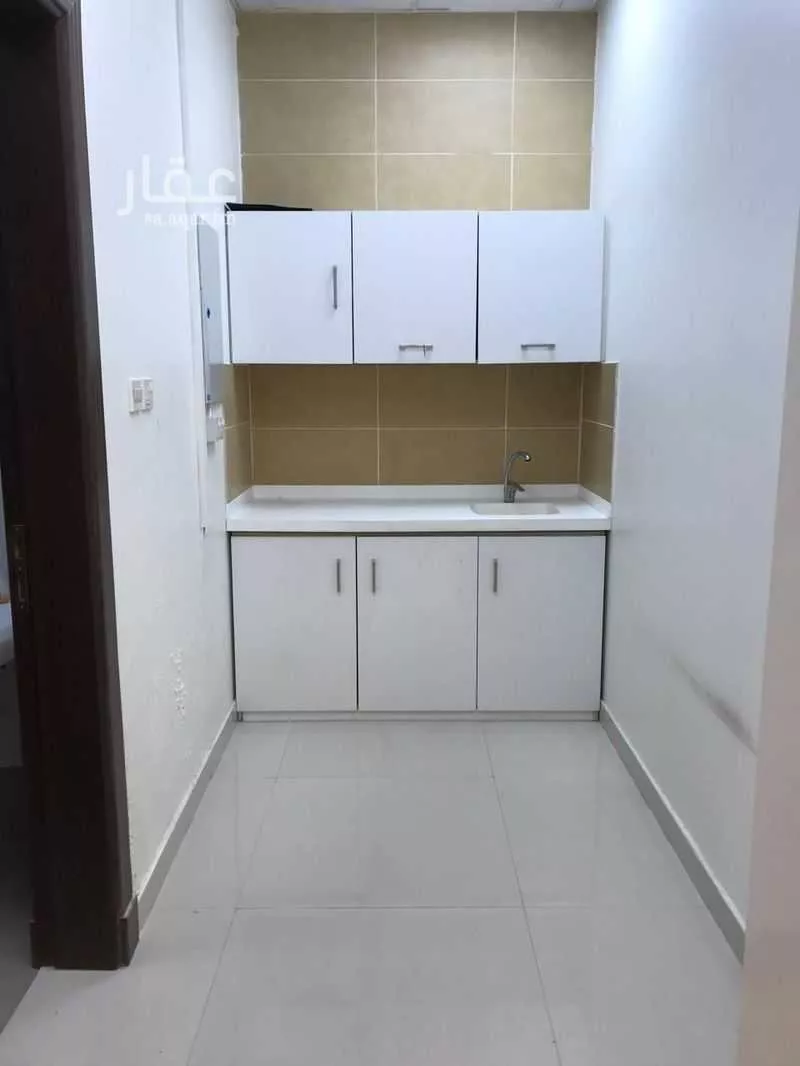 مكتب 75 م² في الربيع 4