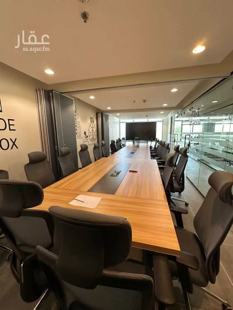 884 sqm office in Al Aridh 5