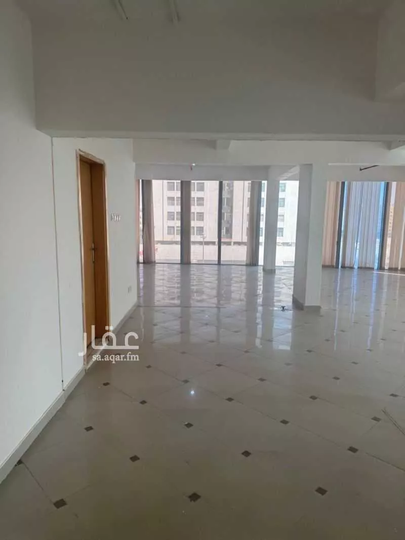 10 bedroom office in Al Olaya, Riyadh 19