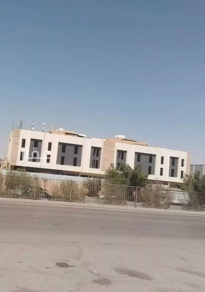 500 sqm office in Al Olaya 2