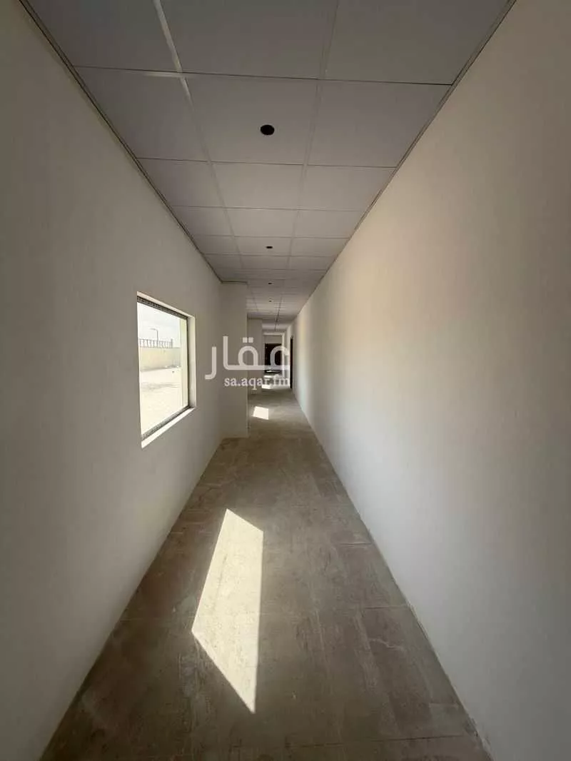 مكتب 150 م² في نمار 8