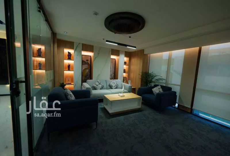 625 sqm office in Al Malaz 5