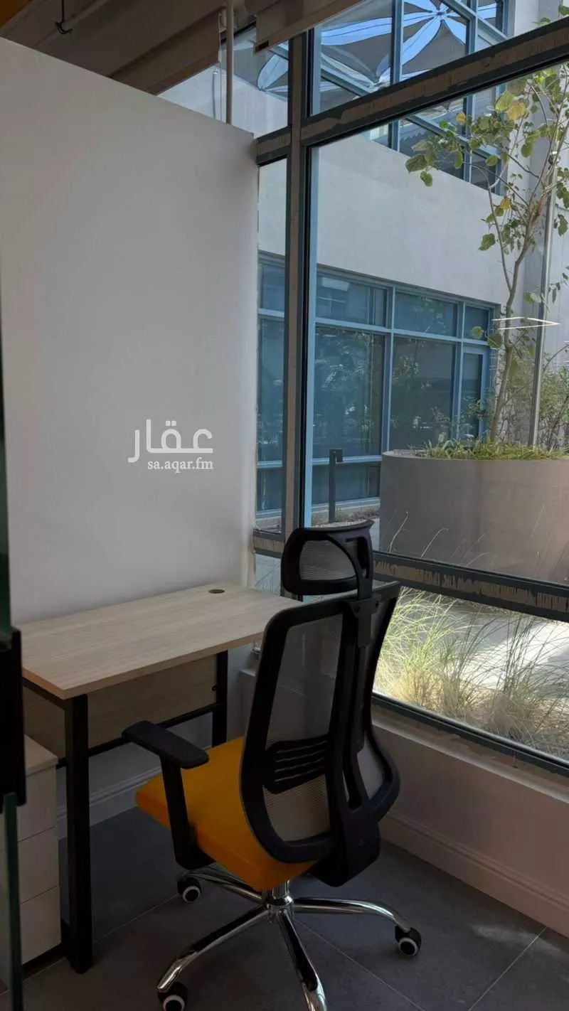 5000 sqm office in Al Aridh 10