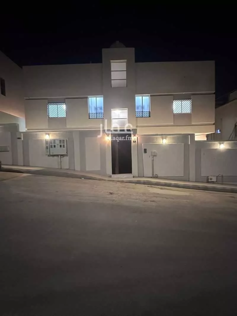 450 sqm building in Al Rabwa 2