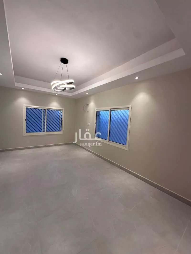 450 sqm building in Al Rabwa 11
