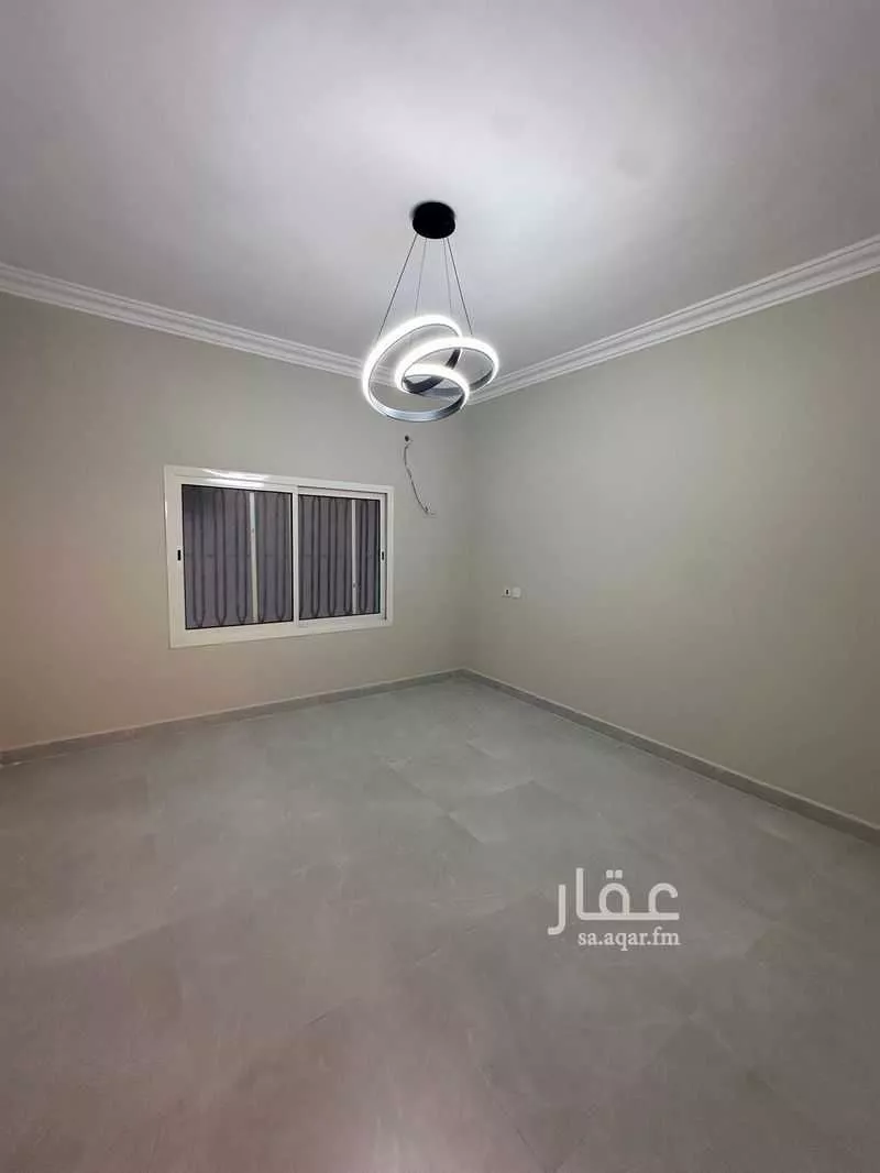 450 sqm building in Al Rabwa 14