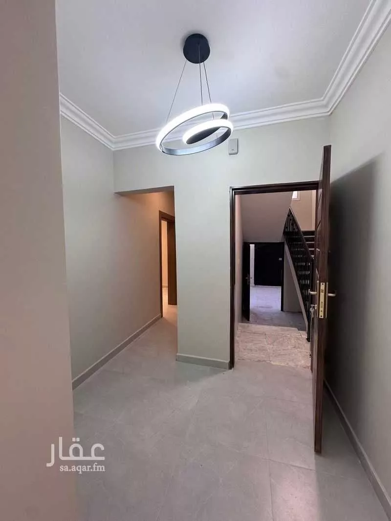450 sqm building in Al Rabwa 4