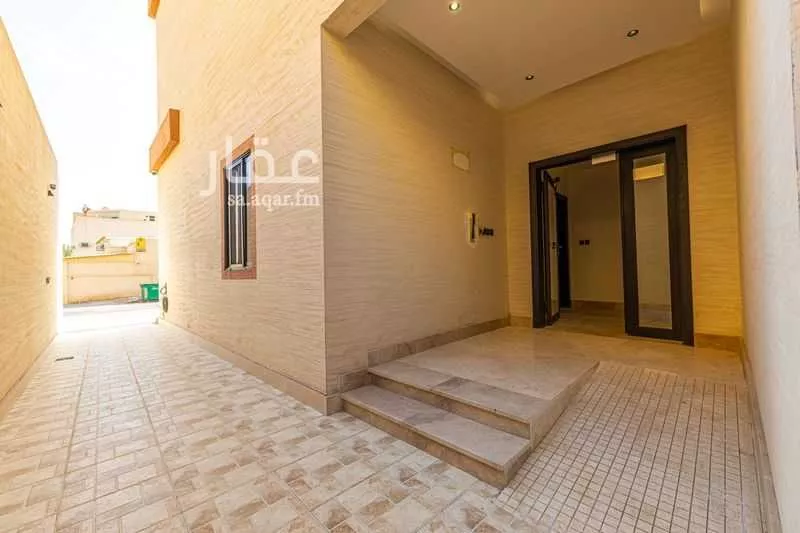 عمارة 900 م² في الضباط 2