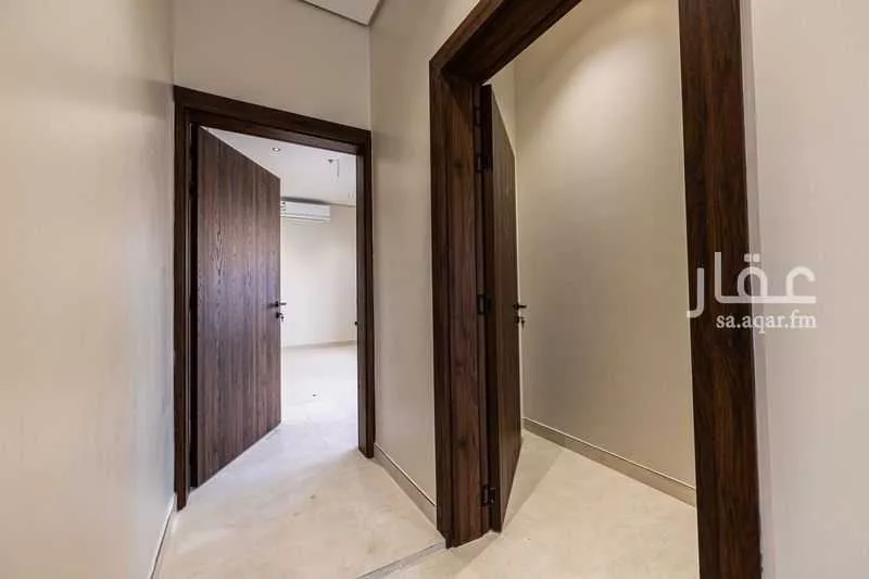 عمارة 900 م² في الضباط 11