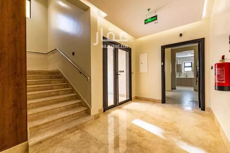 عمارة 900 م² في الضباط 3