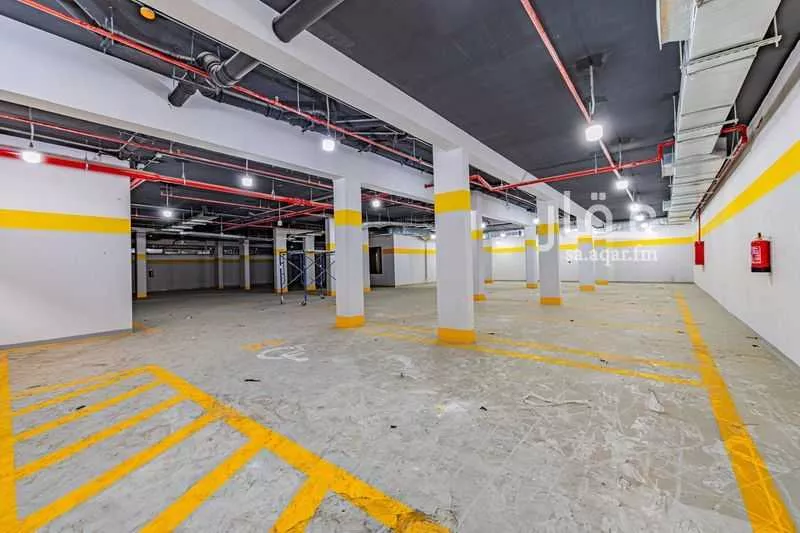 عمارة 900 م² في الضباط 5