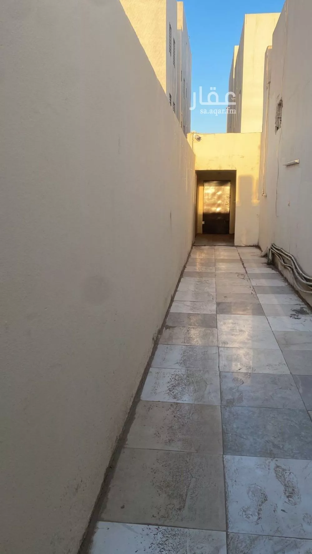 عمارة 1500 م² في الرمال 8