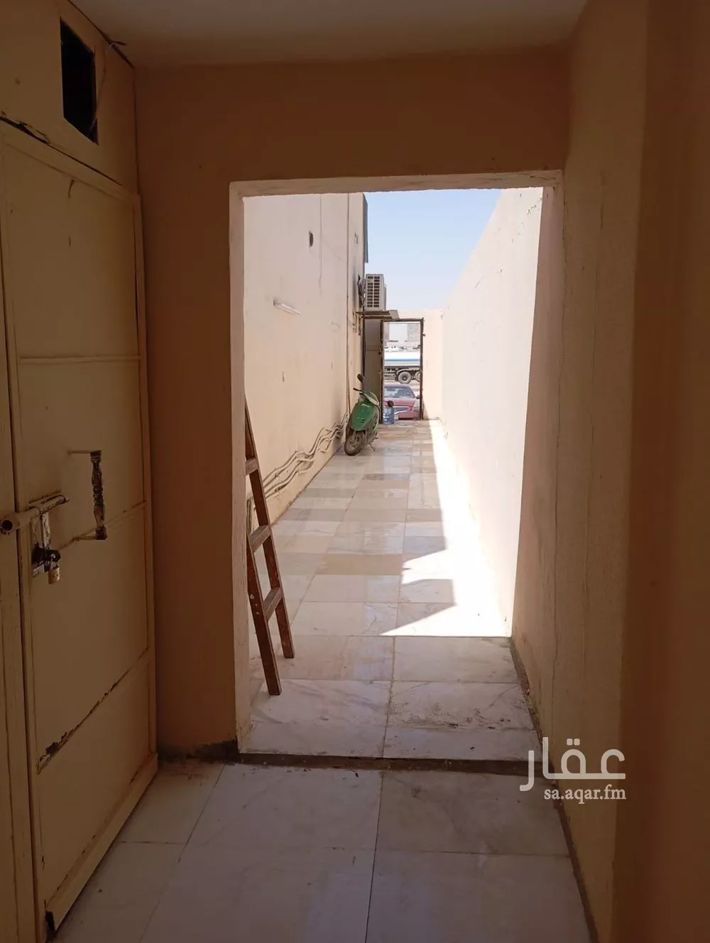 عمارة 1500 م² في الرمال 3