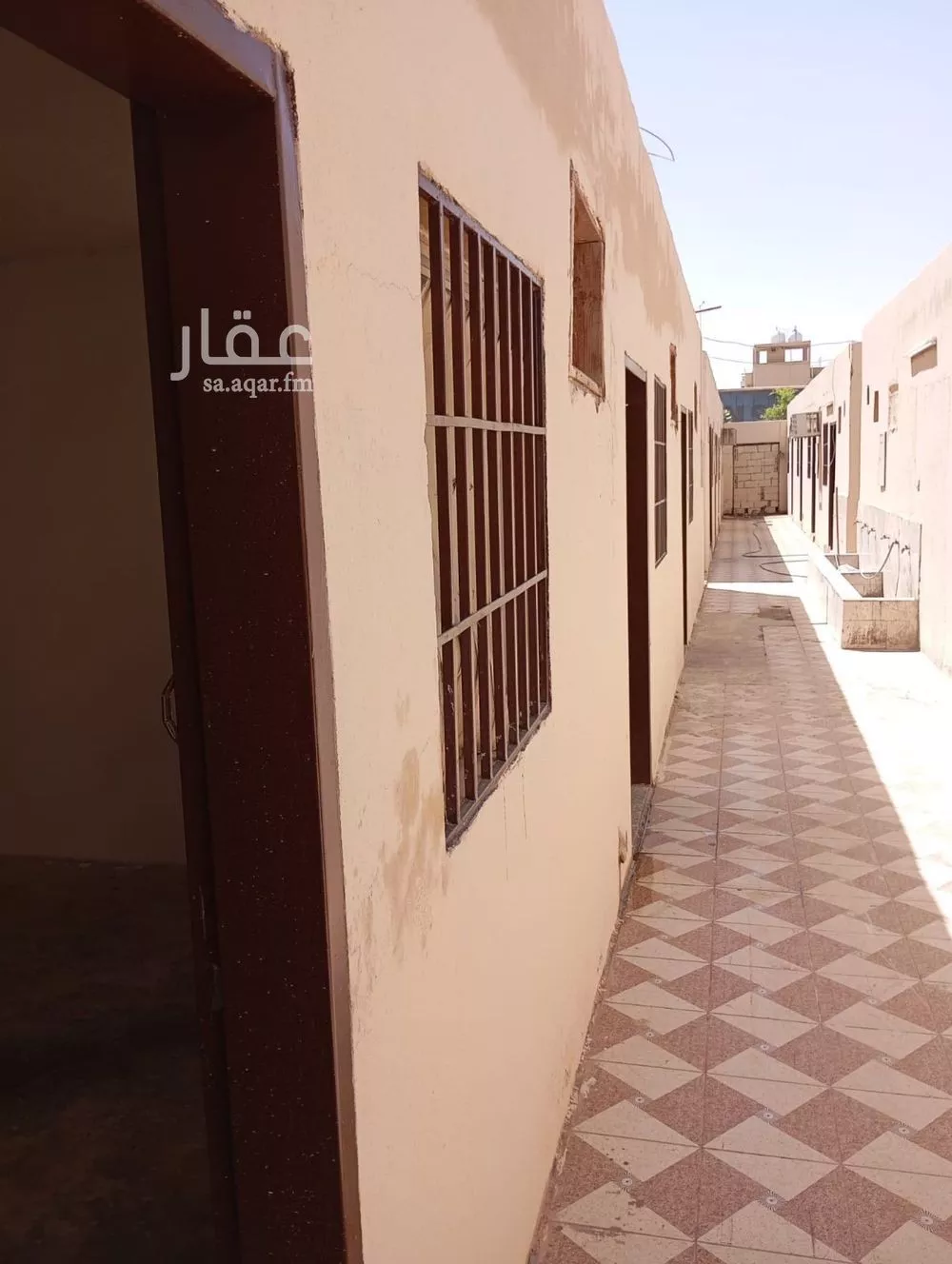 عمارة 1500 م² في الرمال 8