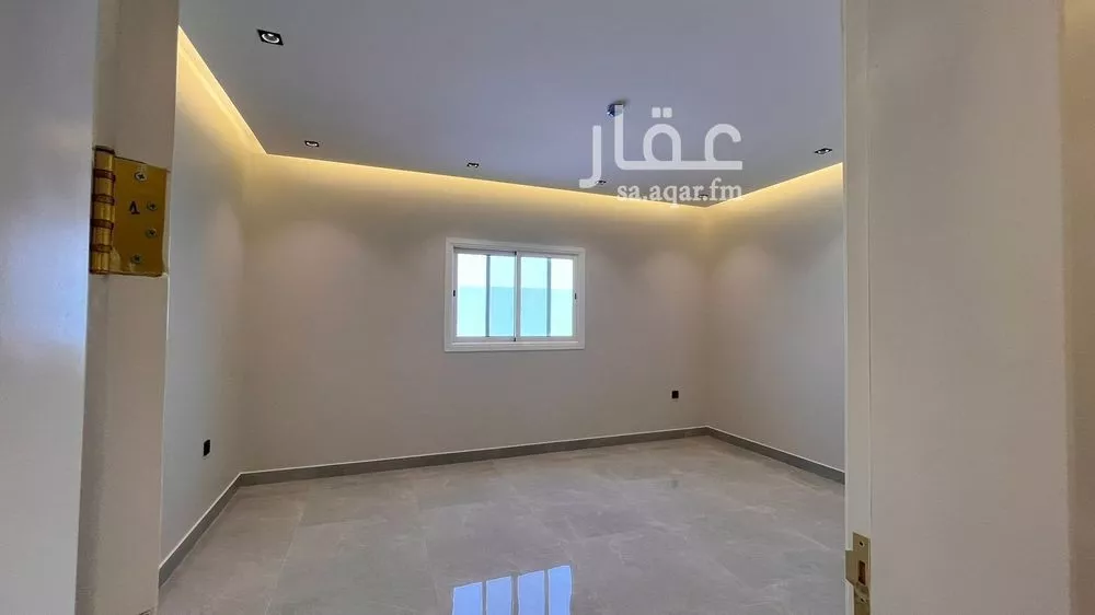 عمارة 891 م² في العارض 11