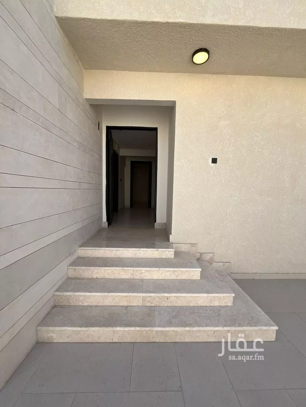 عمارة 396 م² في العليا 18