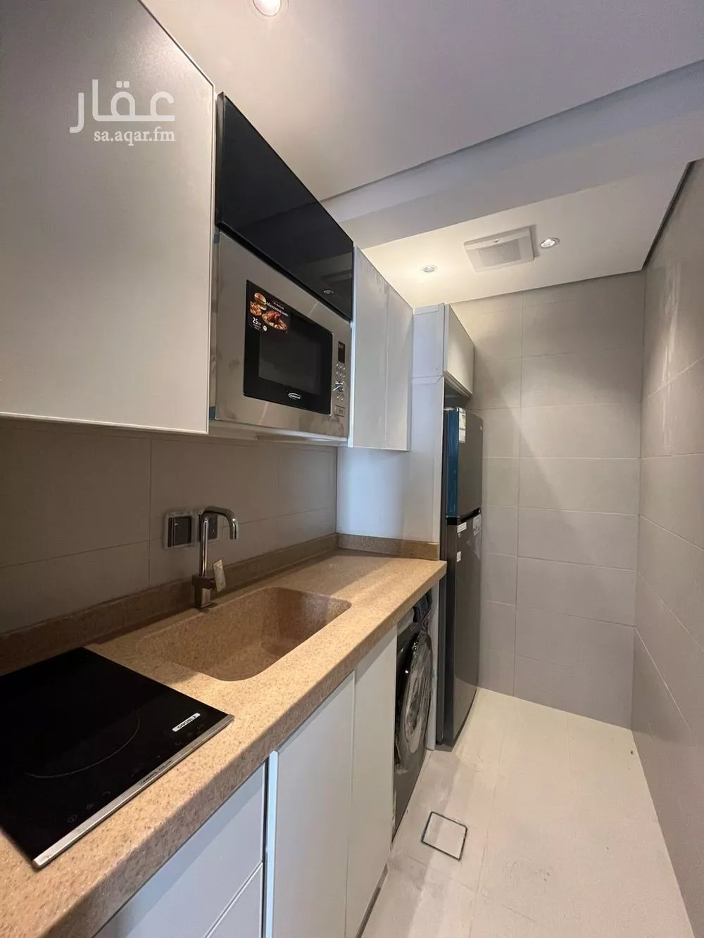 عمارة 396 م² في العليا 3