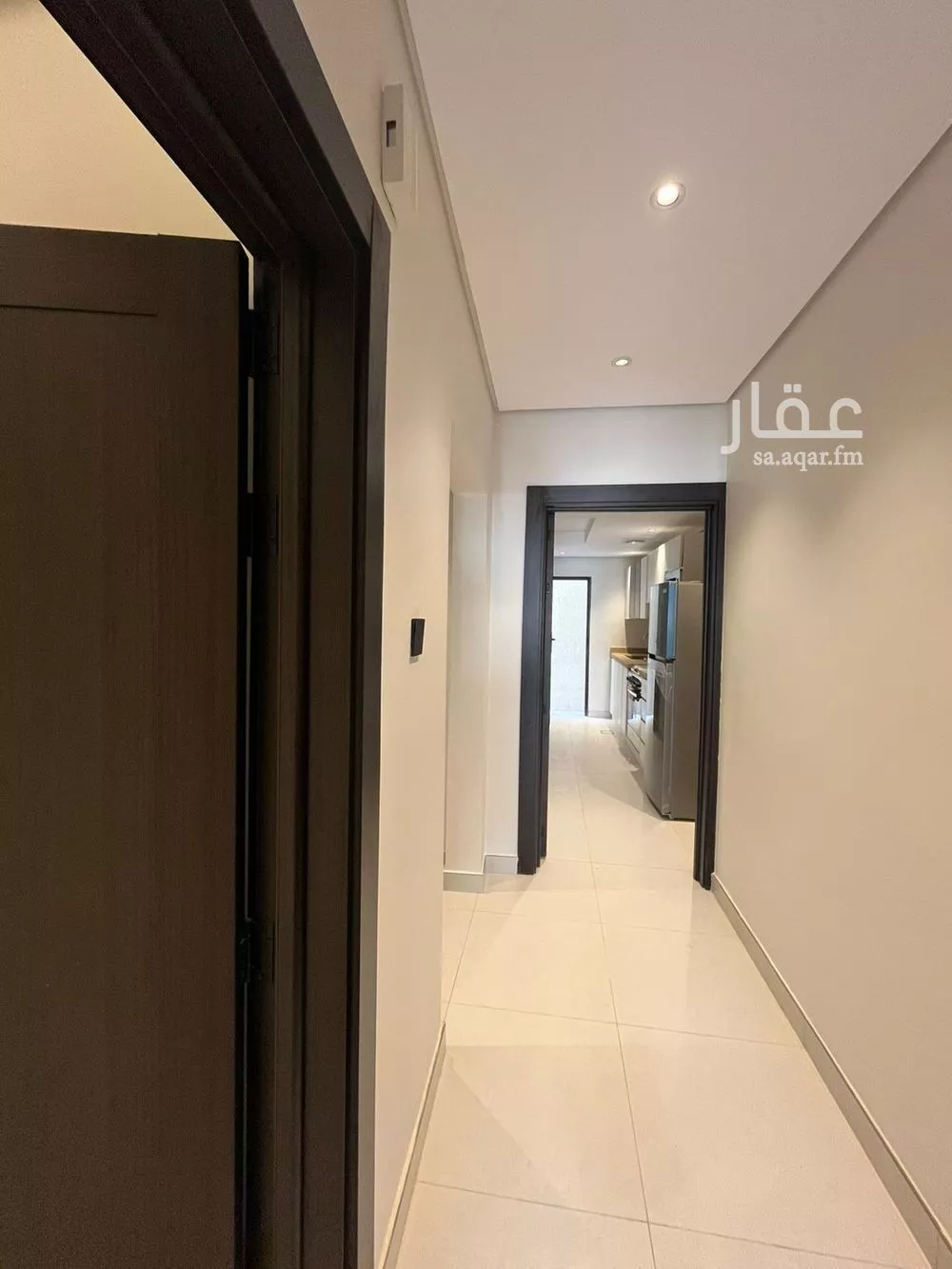 عمارة 396 م² في العليا 10