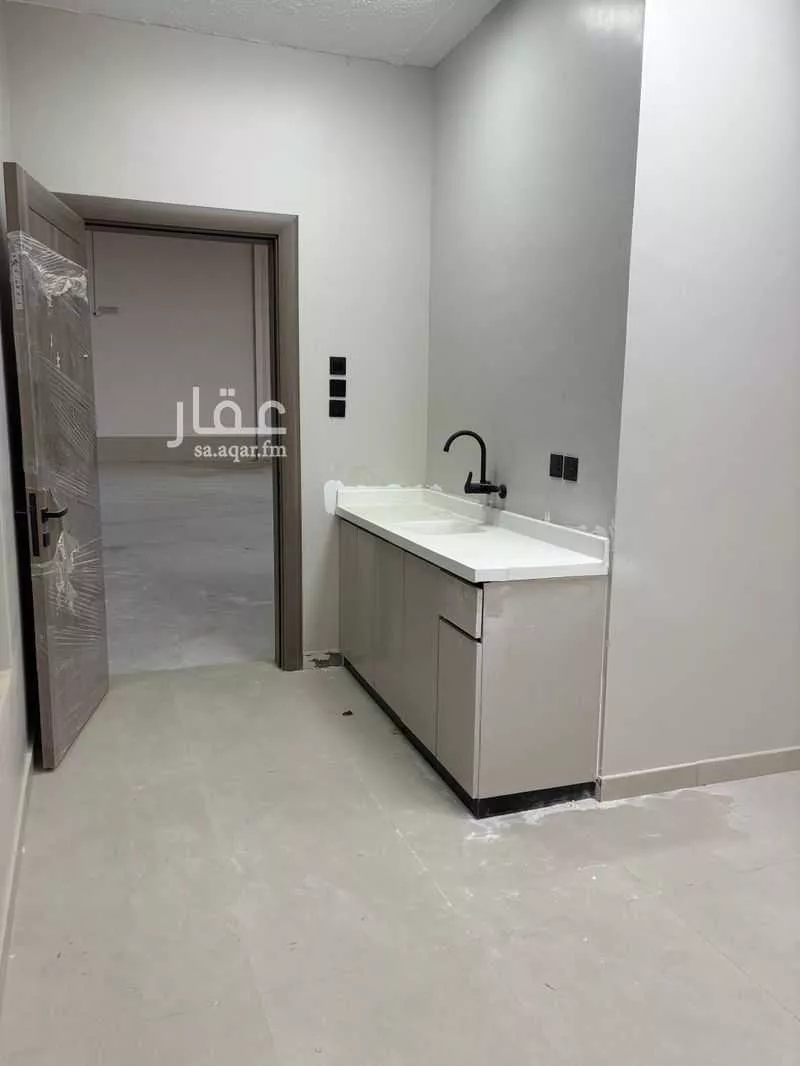 900 sqm warehouse in An Nadhim 4