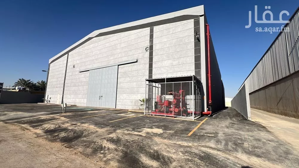 3412 sqm warehouse in Al Sulay 7
