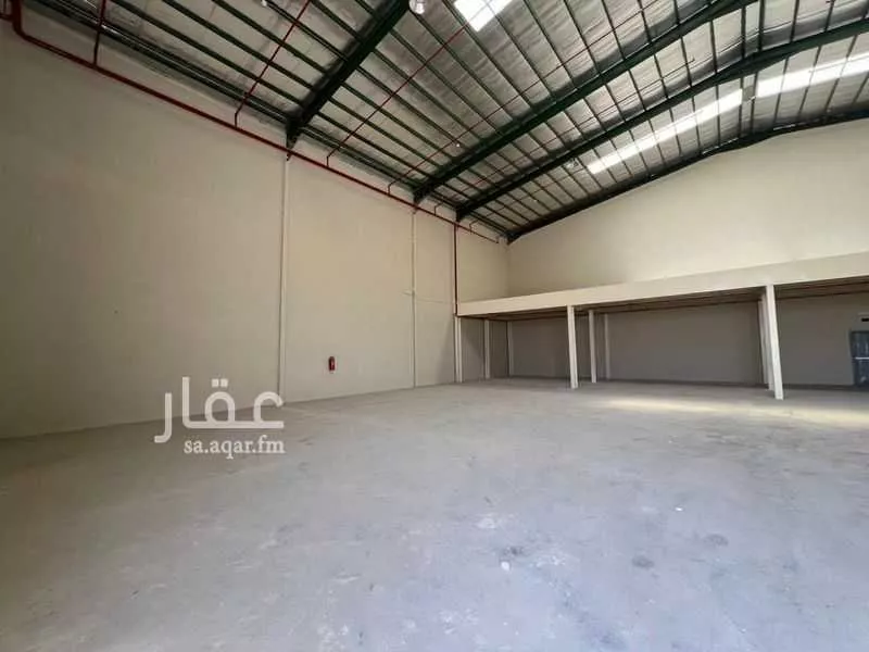 900 sqm warehouse in Al Mishal 2