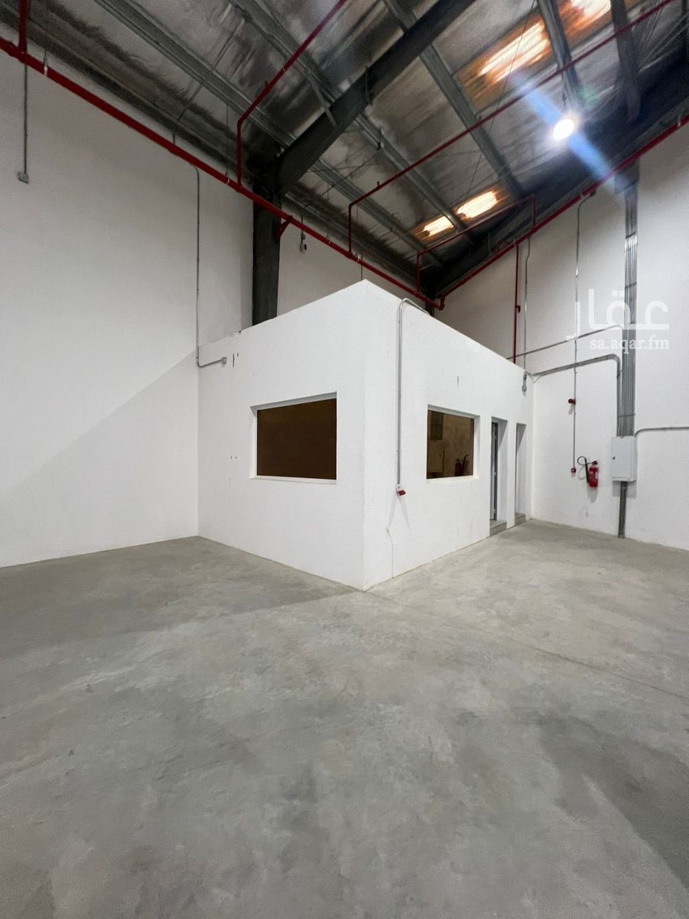 2 bedroom warehouse in Al Bariah, Riyadh 5