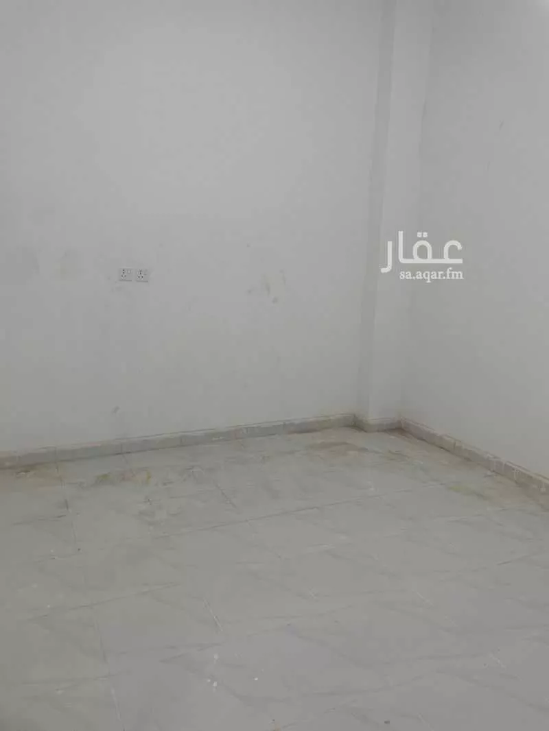 1600 sqm warehouse in Mansuriyah 4