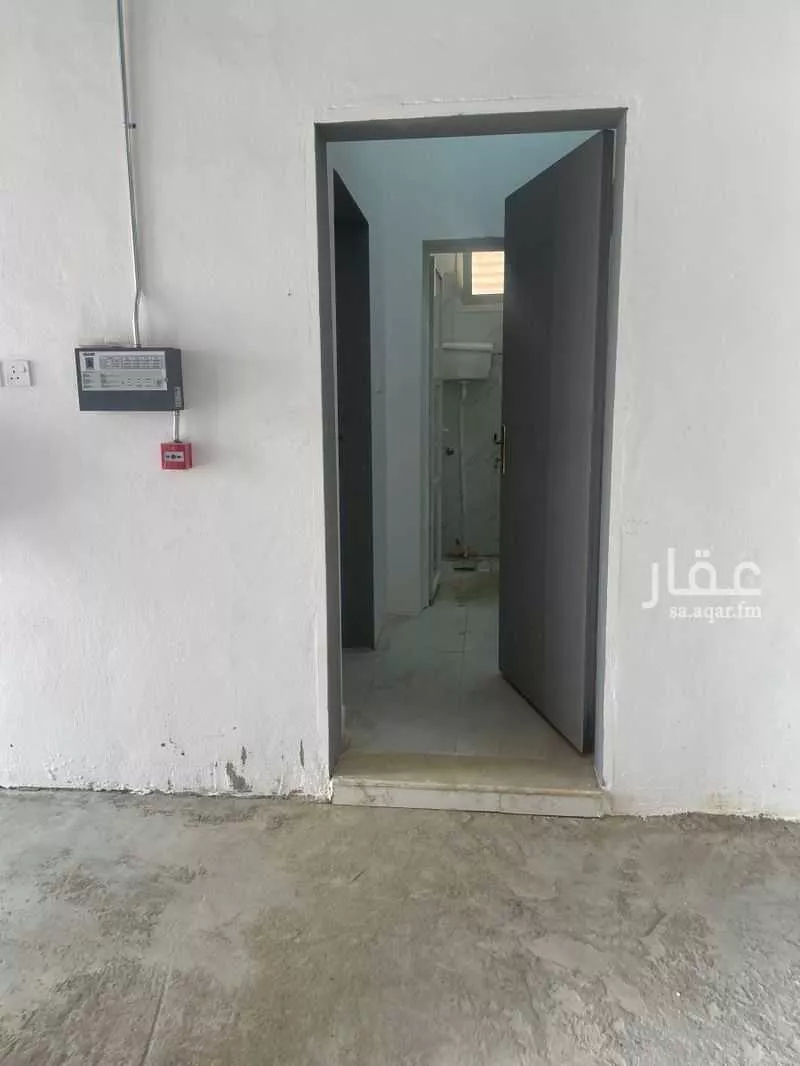1600 sqm warehouse in Mansuriyah 7